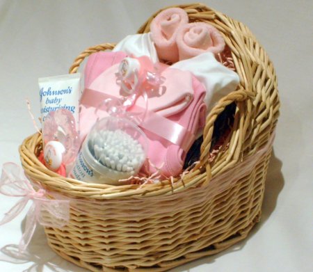 Подарочные корзины для новорожденных