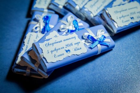 Шоколадки в подарок гостям на свадьбу